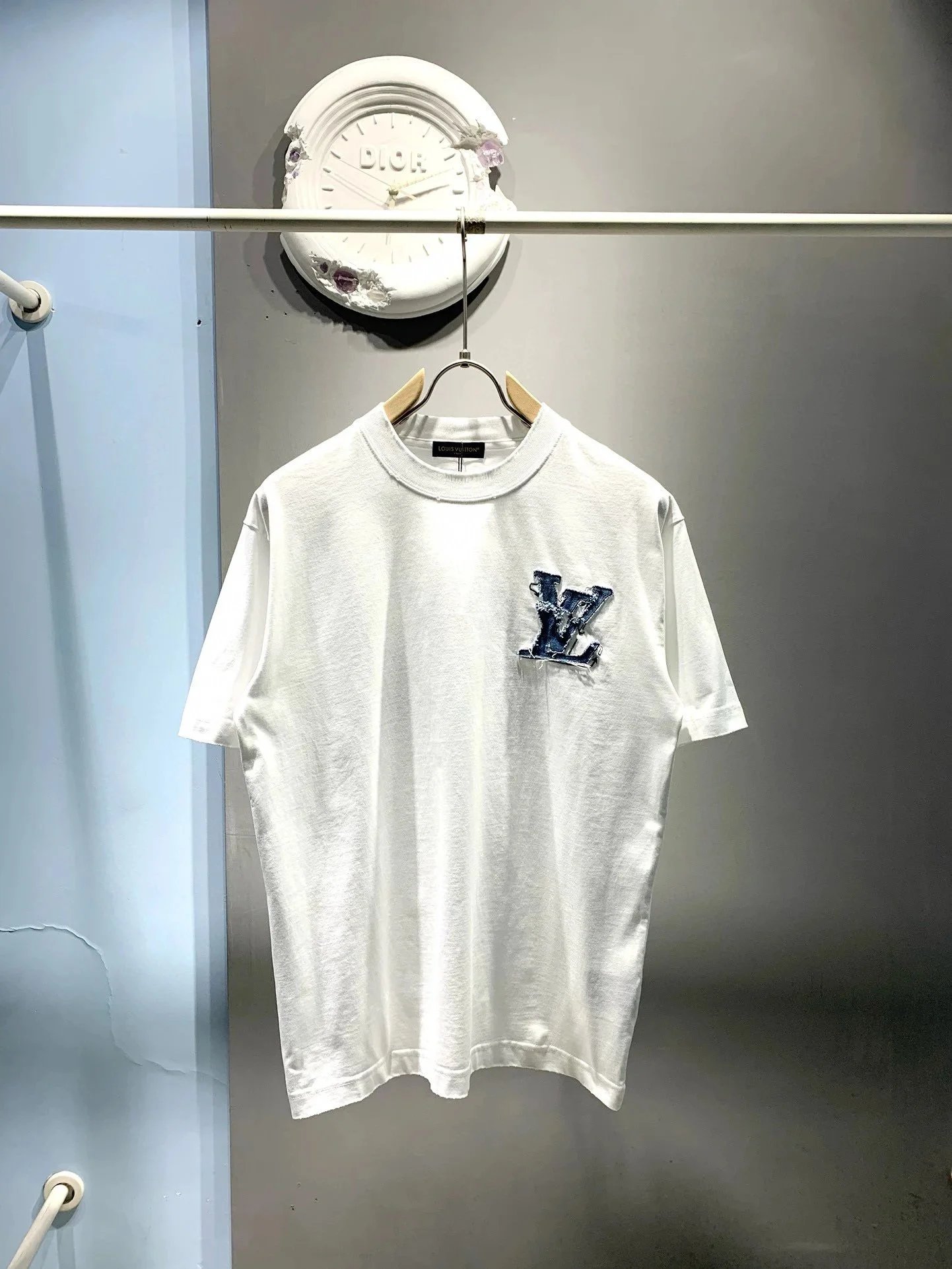 白色white