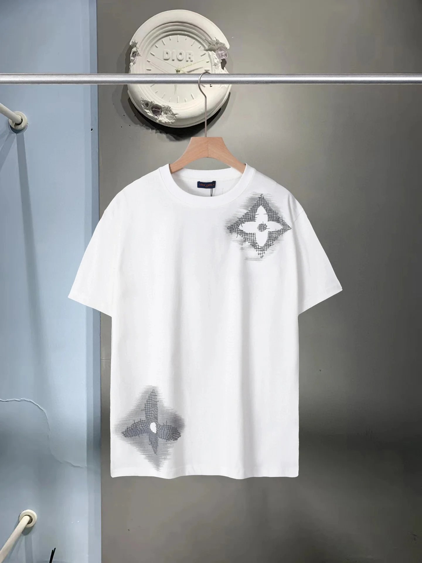 白色white