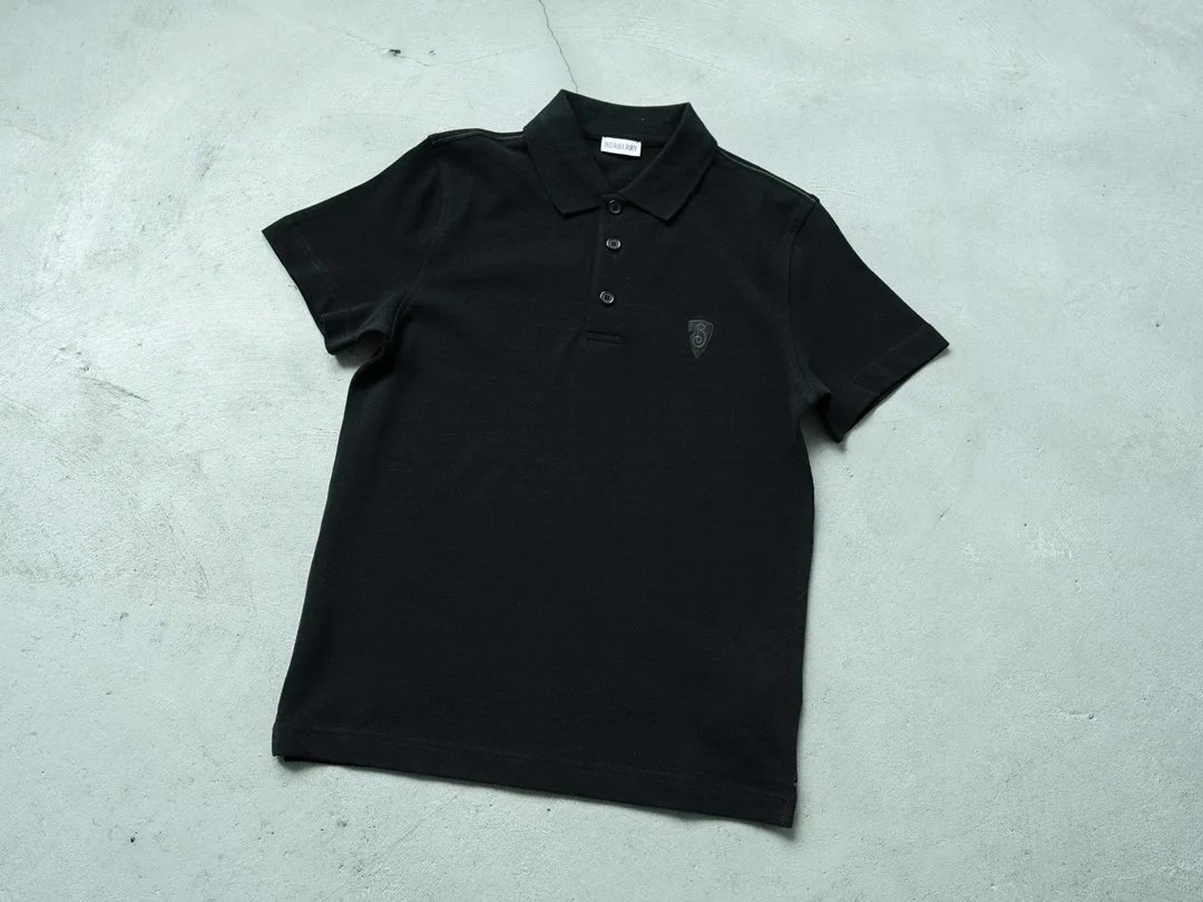 黑色 Black