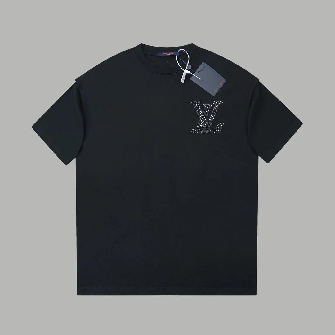 黑色 Black