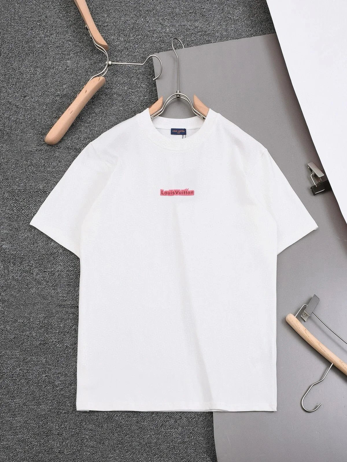 白色white