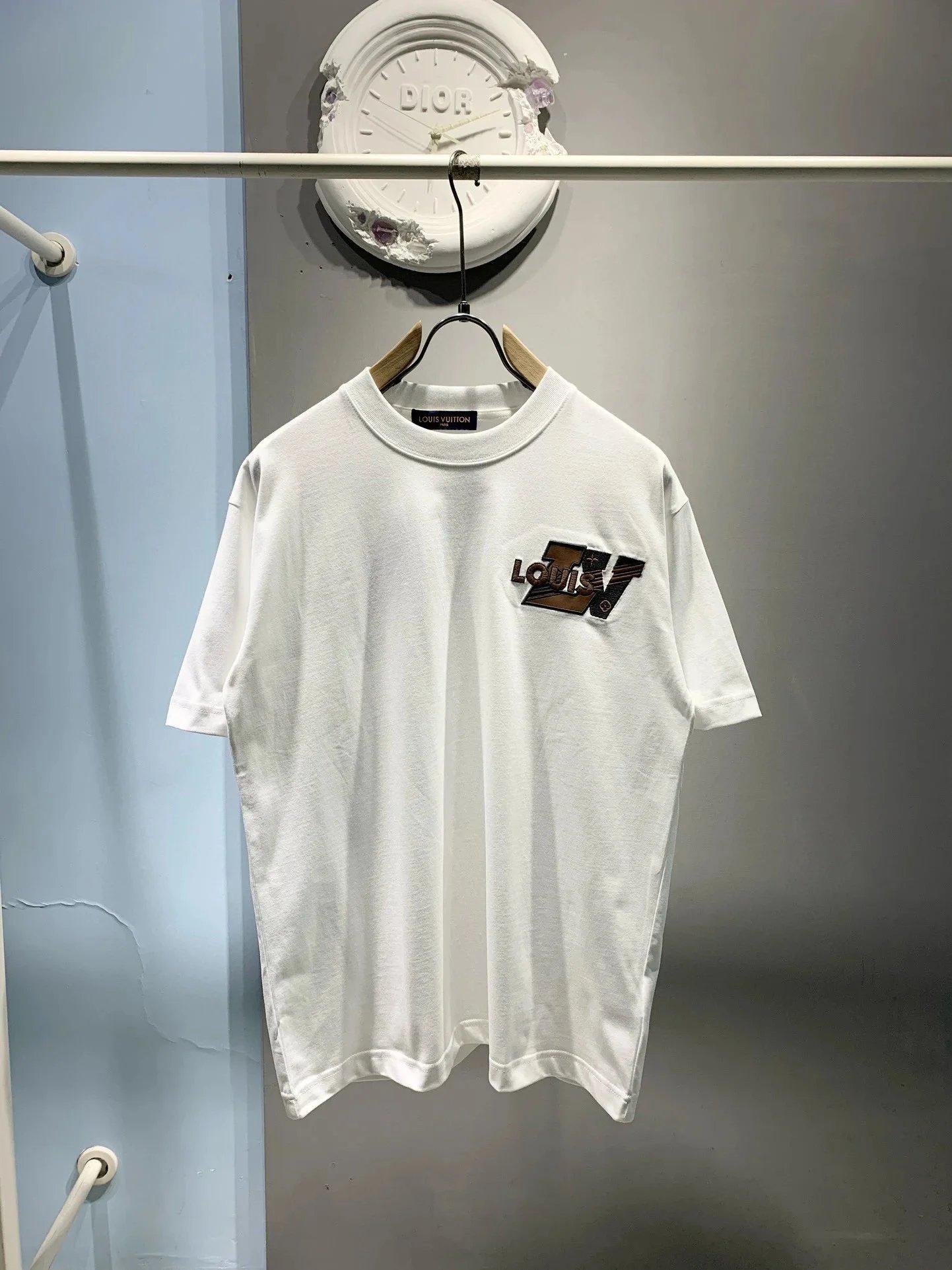 白色white