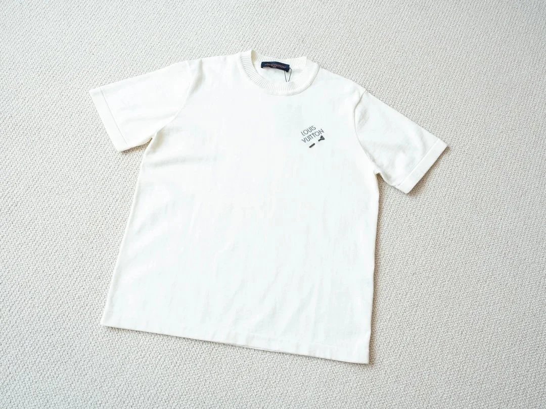 白色 White
