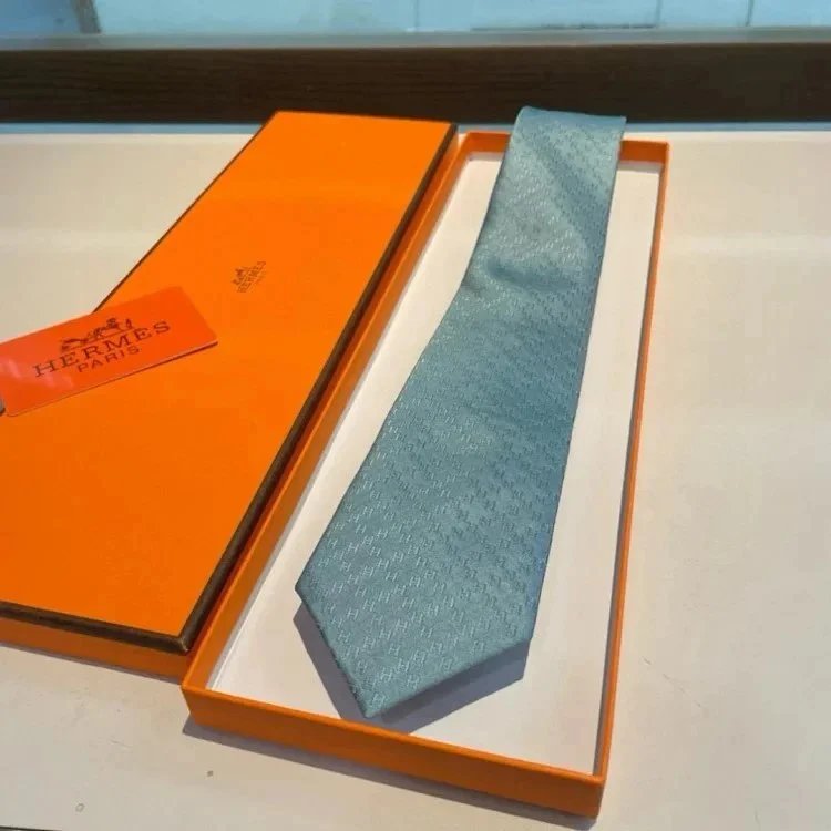 18HER*MES