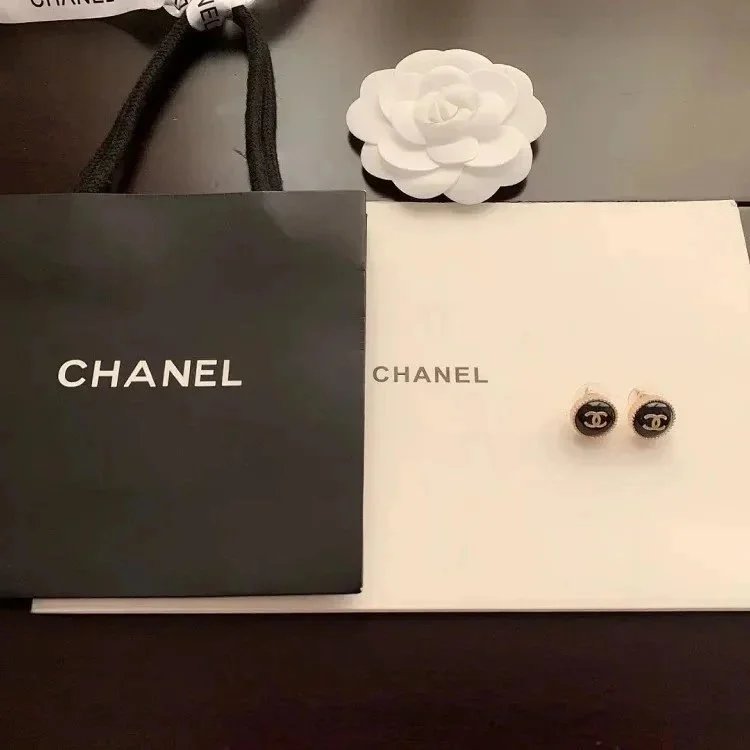 31CHANEL