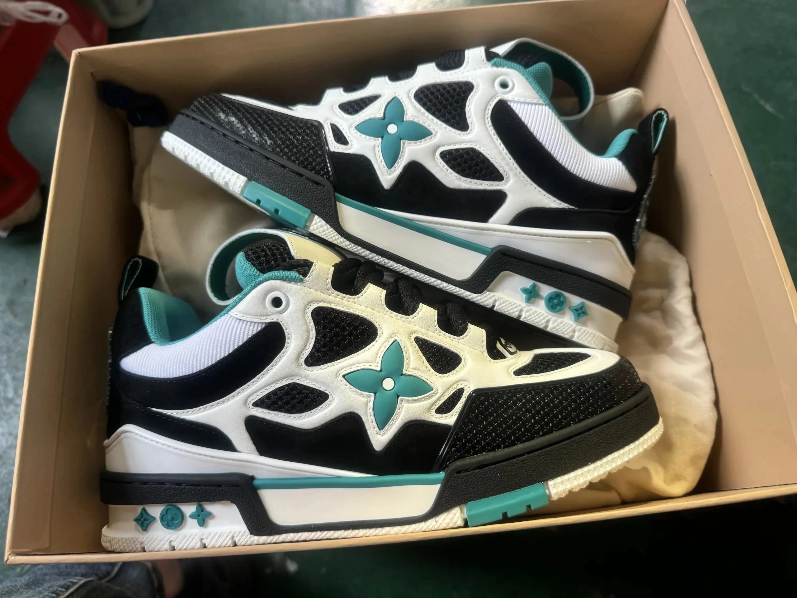 sk 黑绿