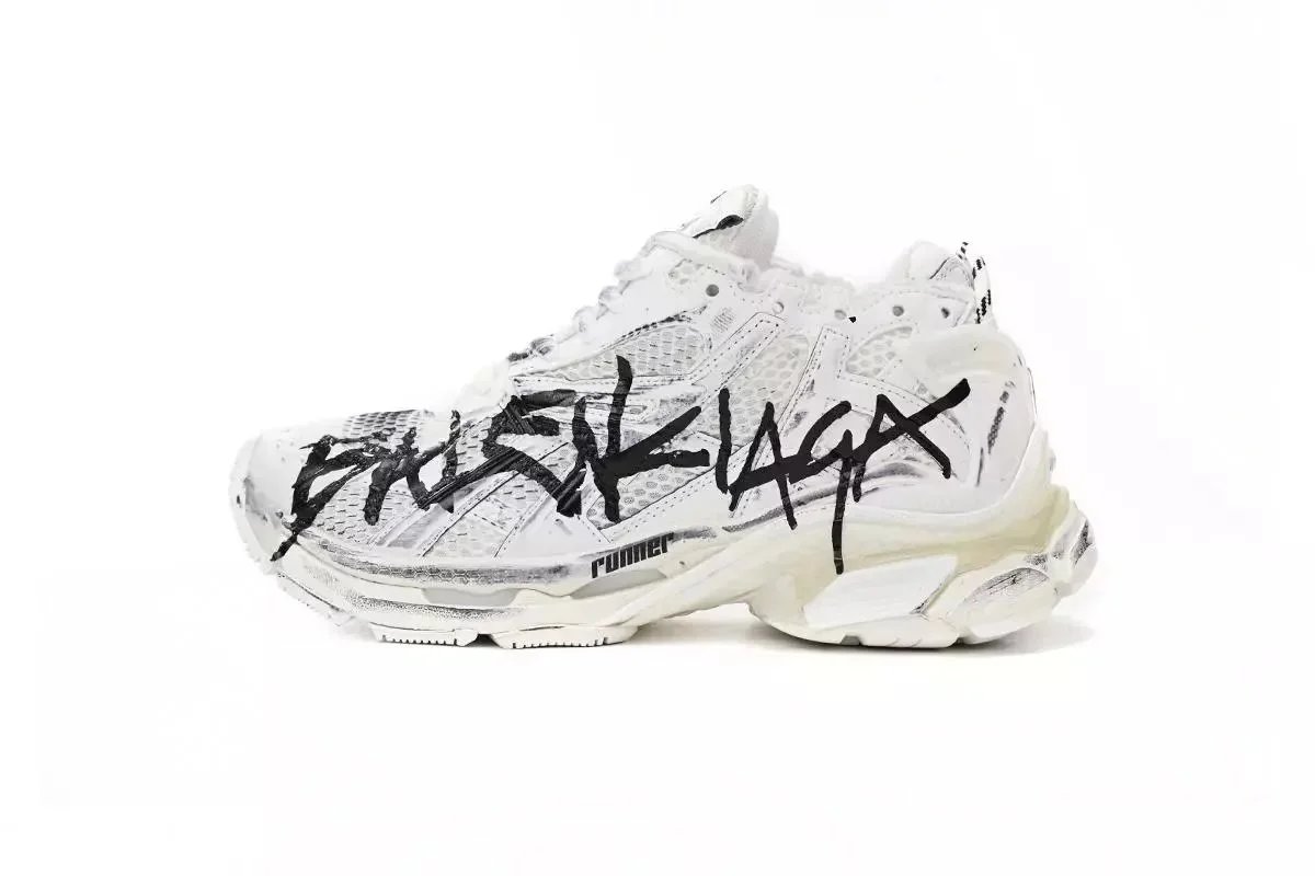 Graffiti White