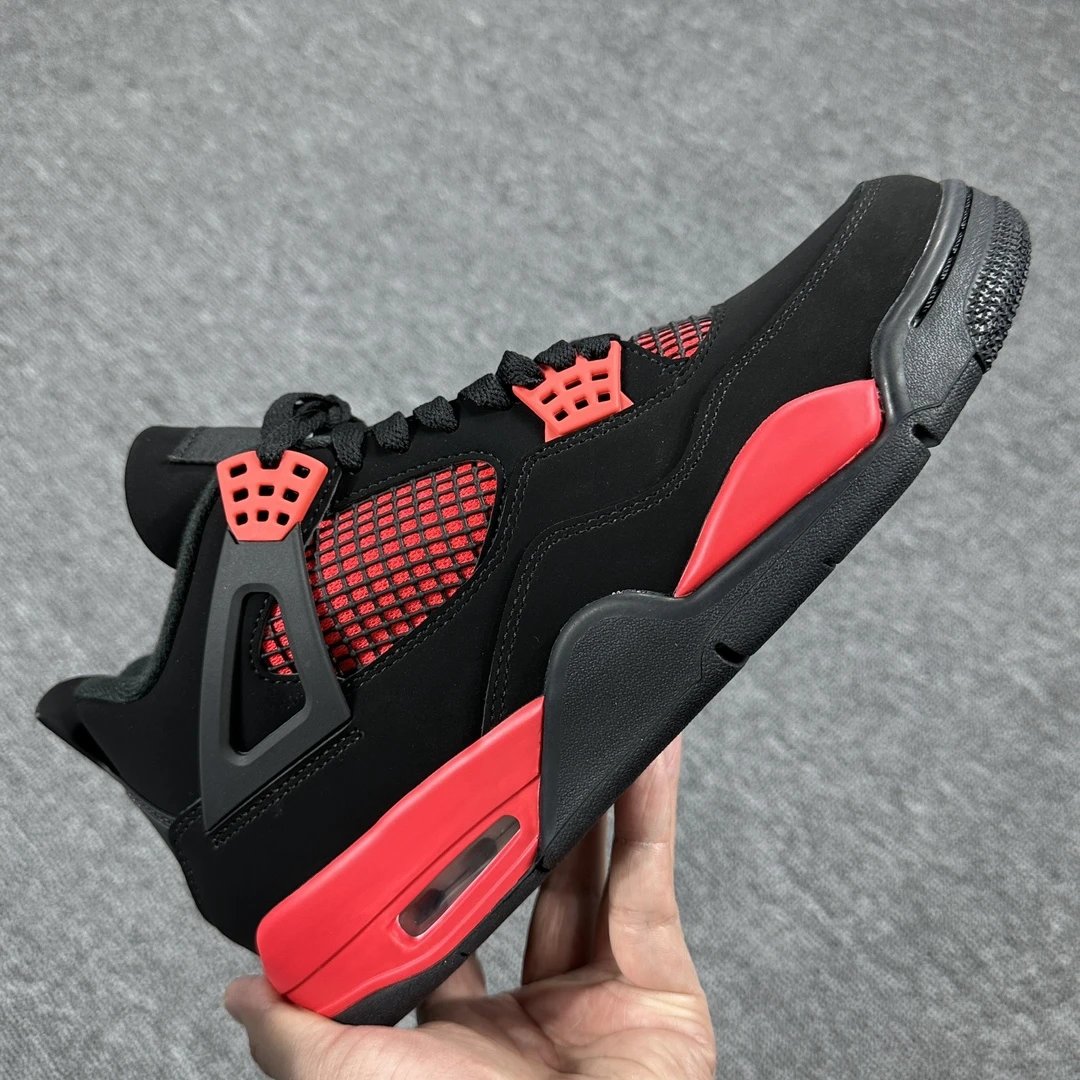 aj4黑红雷电 CT8527-016