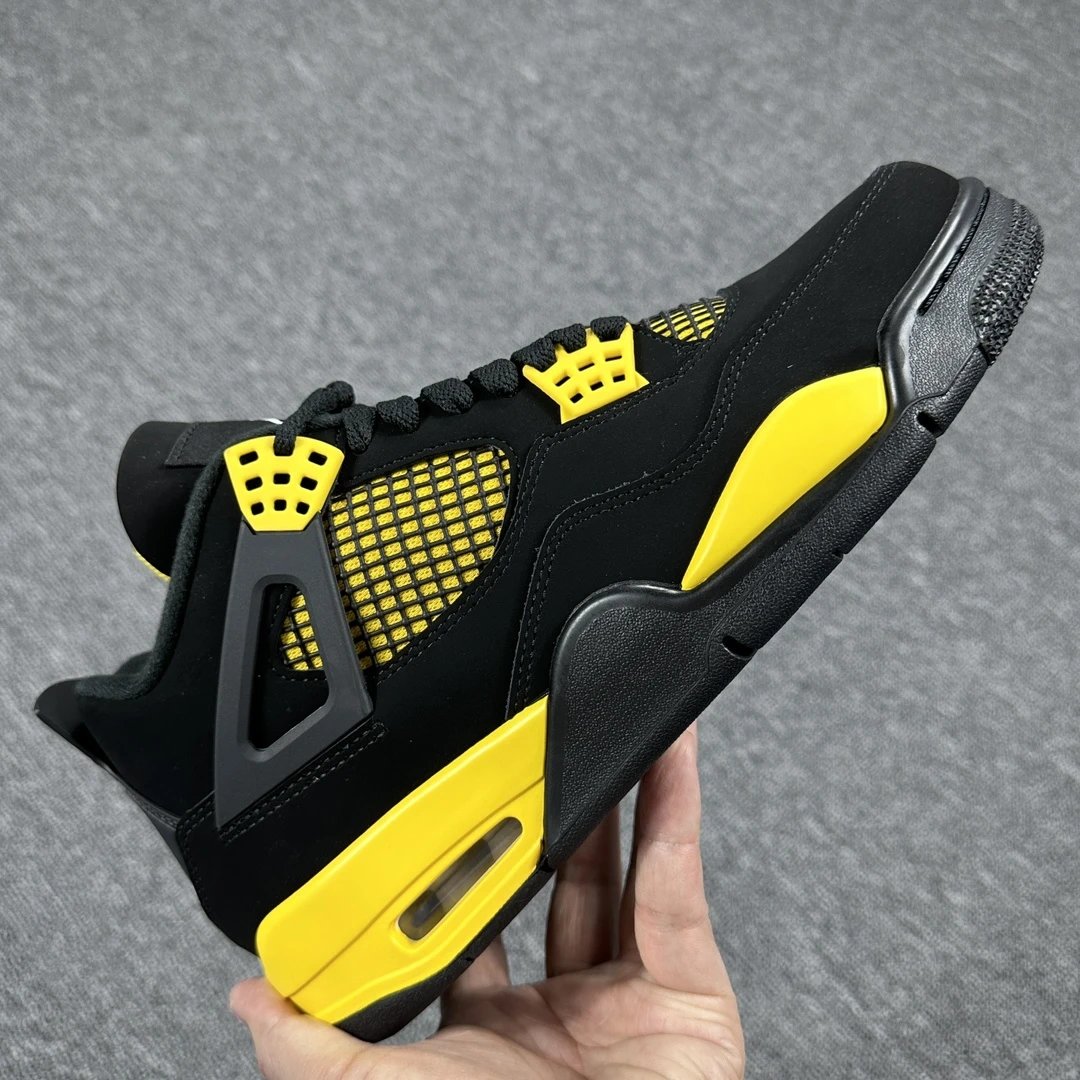 aj4黑黄 DH6927-017