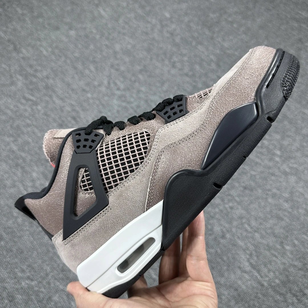 aj4摩卡 308497-200
