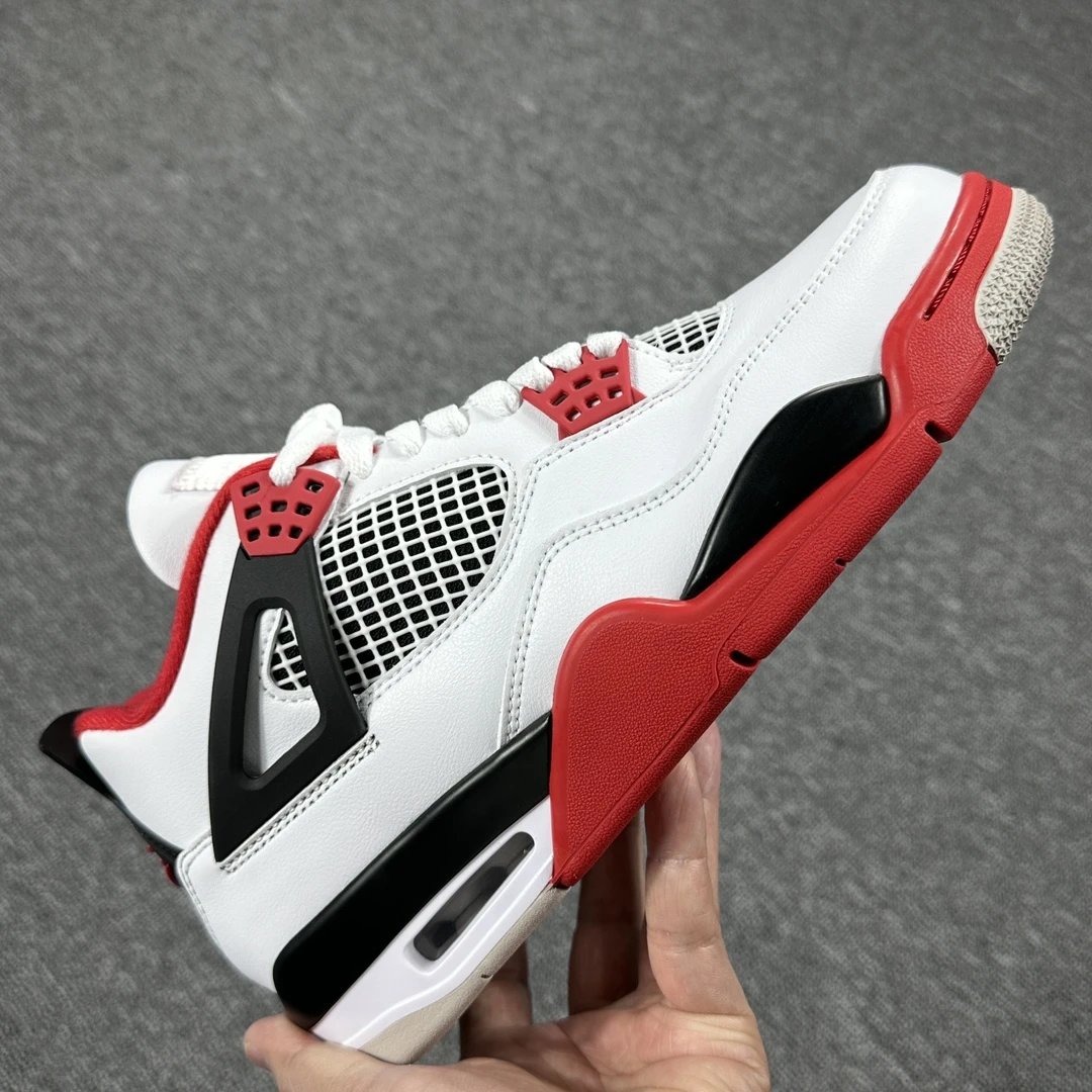 aj4火焰红 DC7770-160