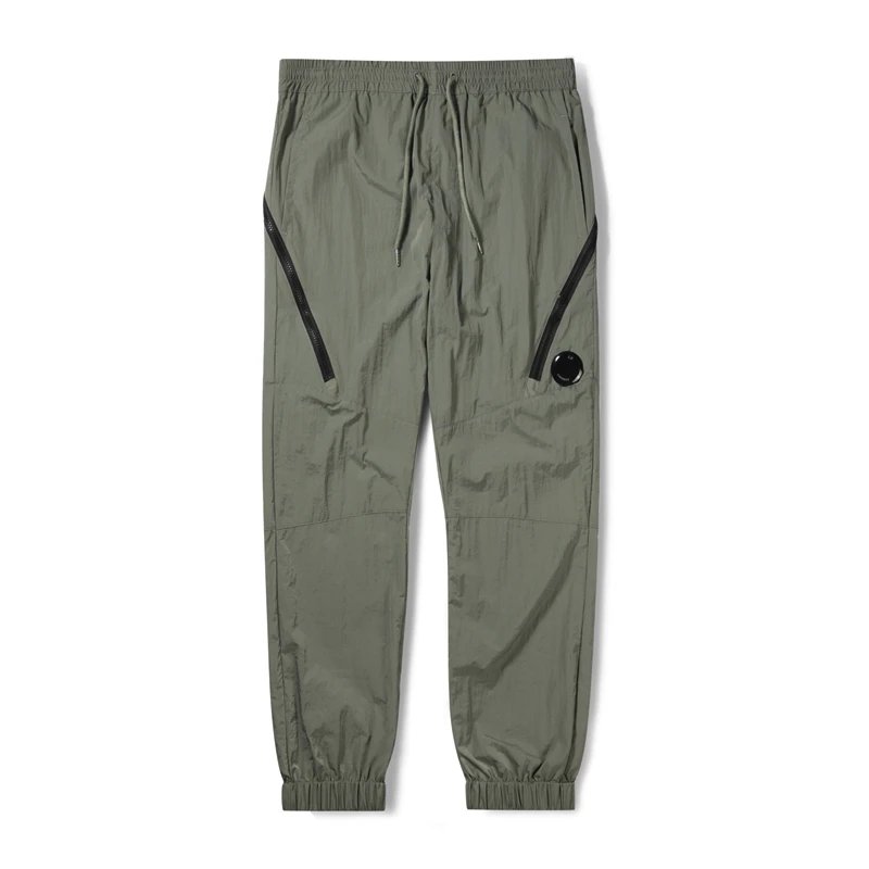 军绿色army green