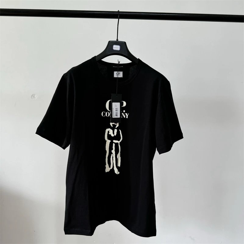 黑色 Black