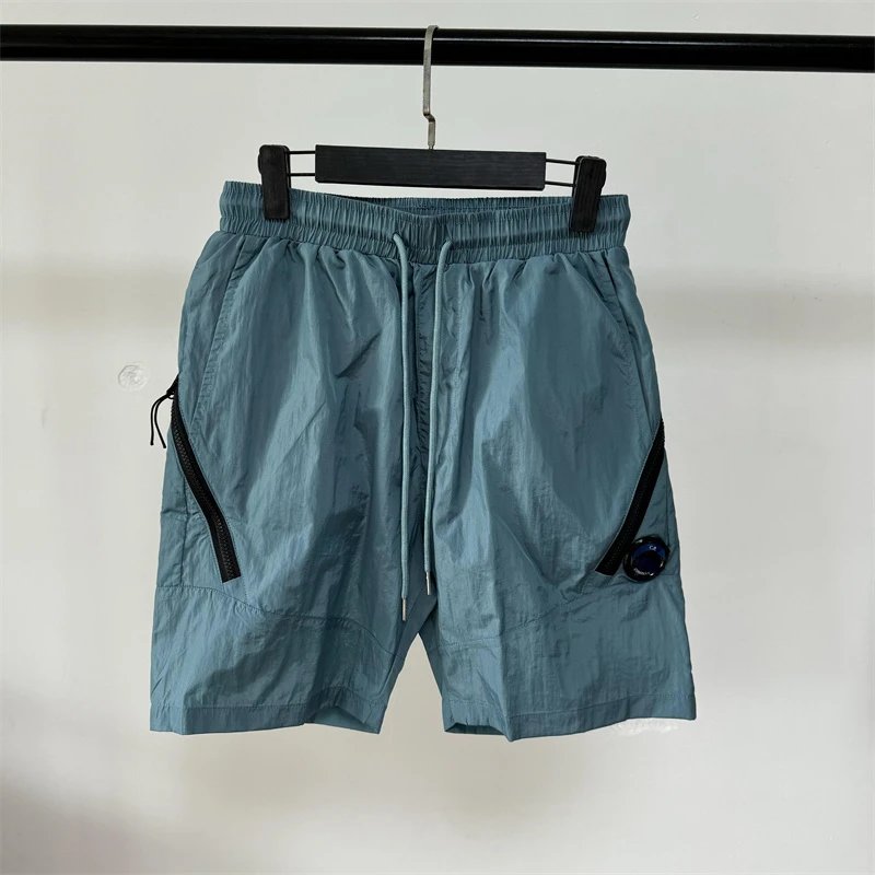蓝灰色 blue - grey