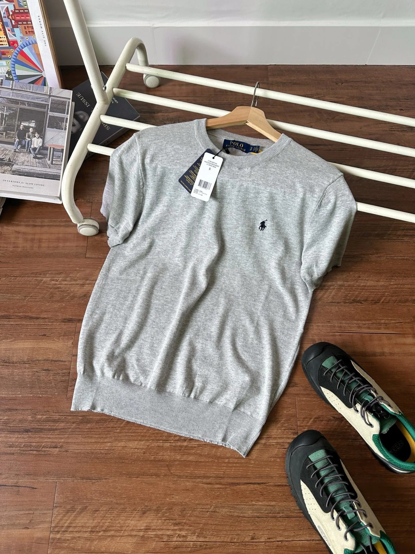 灰色grey