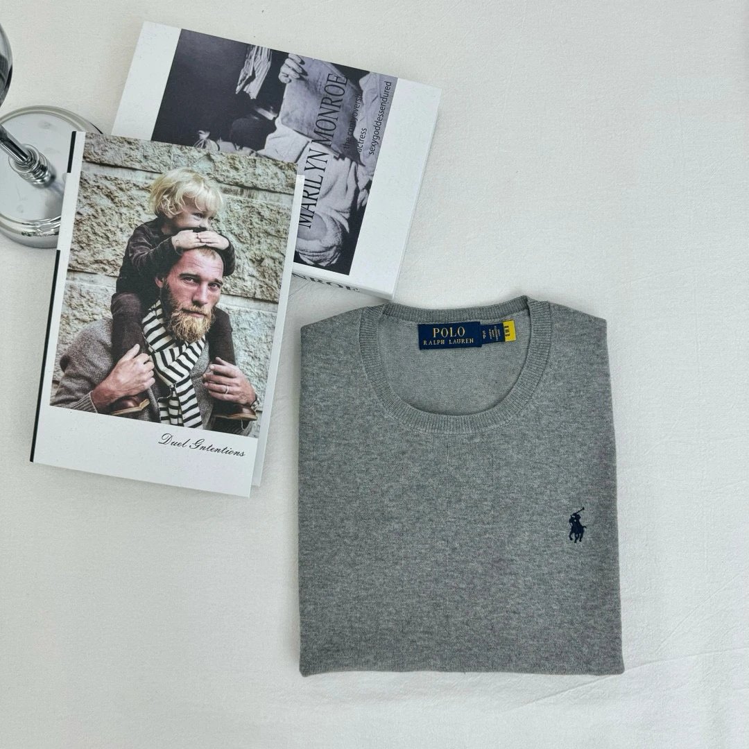 灰色grey