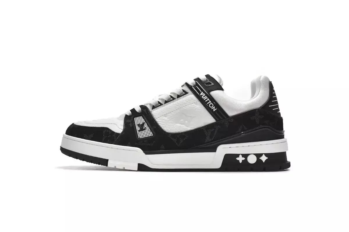 Black White 1A9JGB