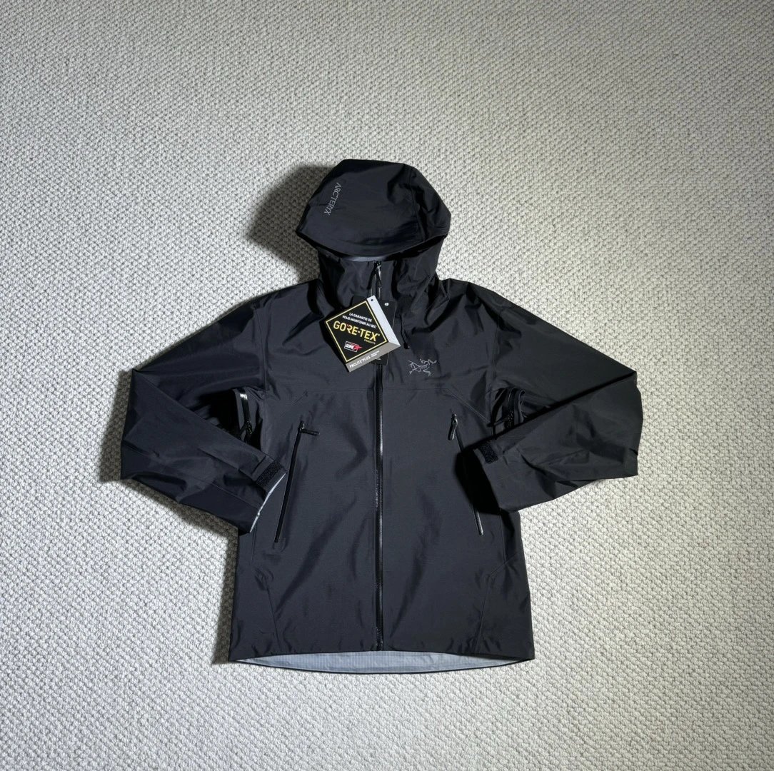 黑色  Black