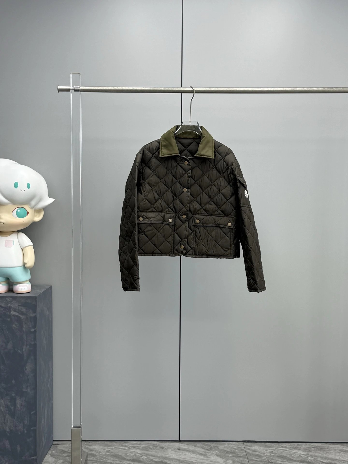 军绿色 Army Green