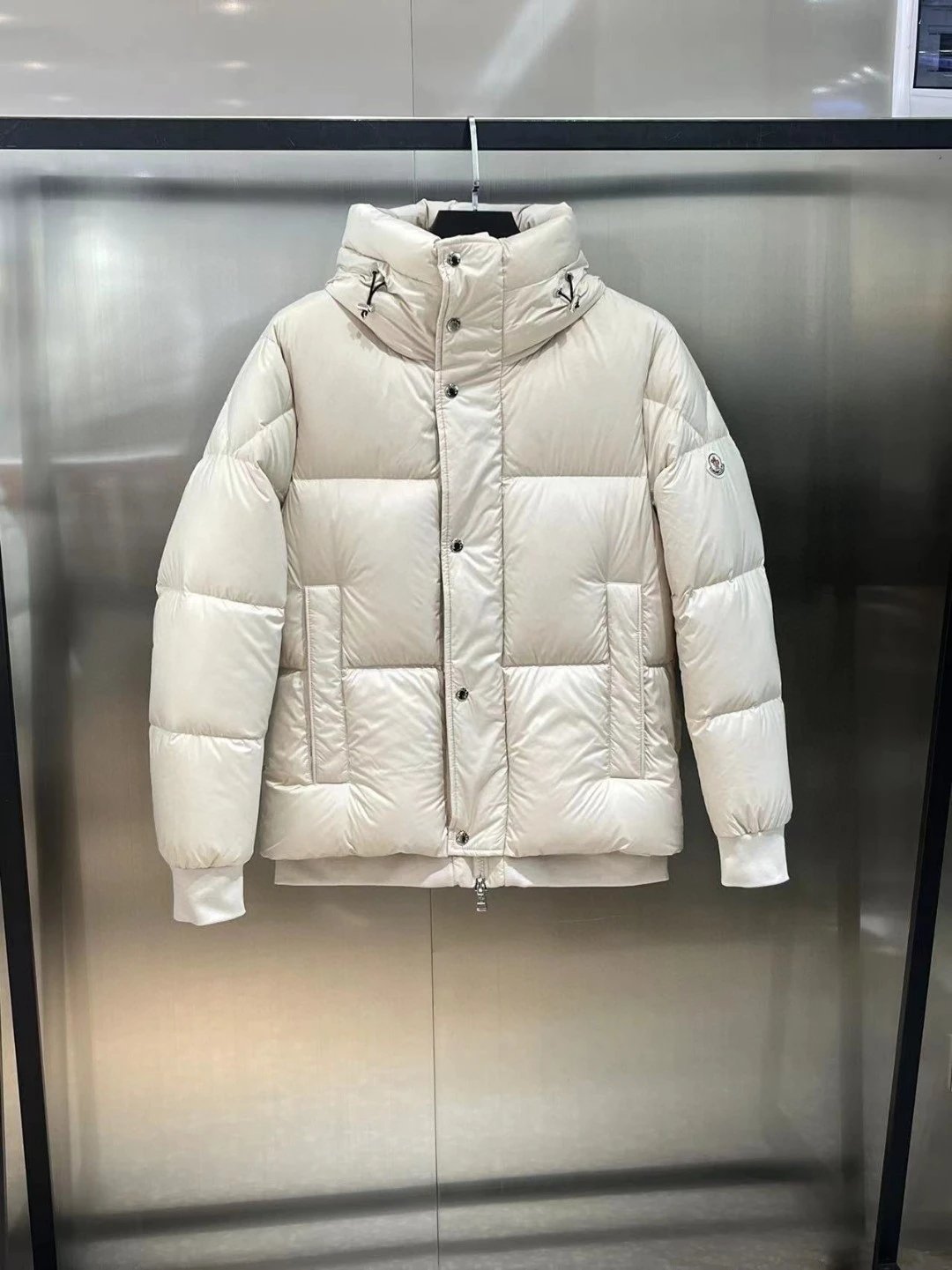 白色 White