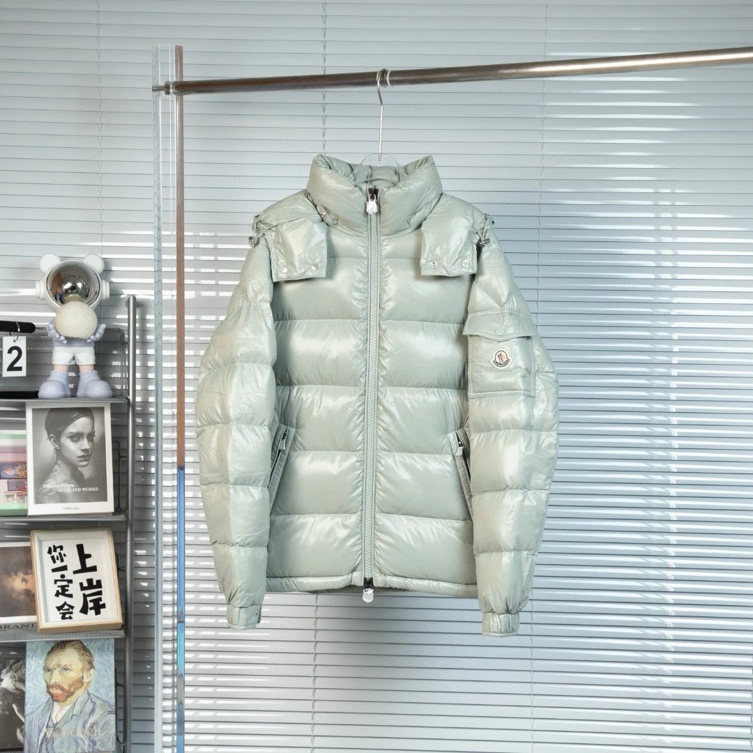 灰绿色 Gray-green