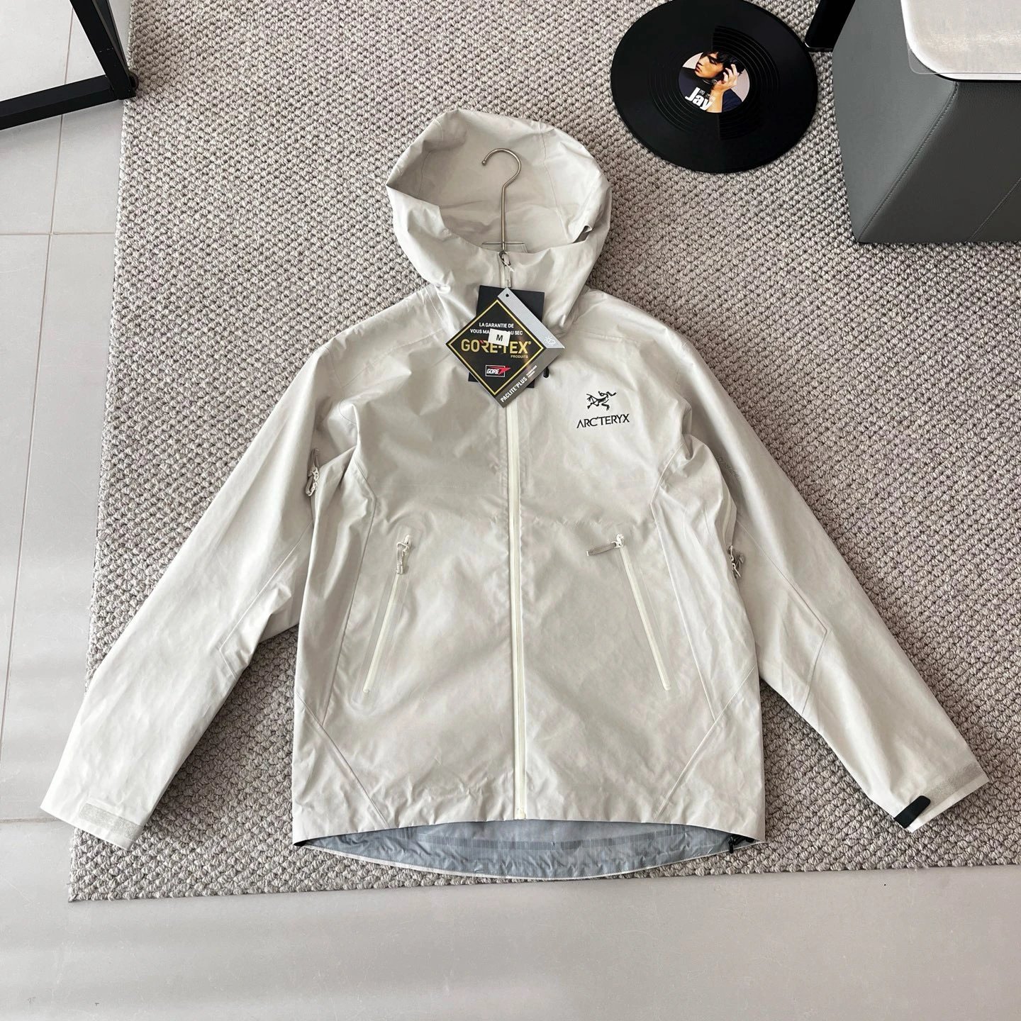 白色white
