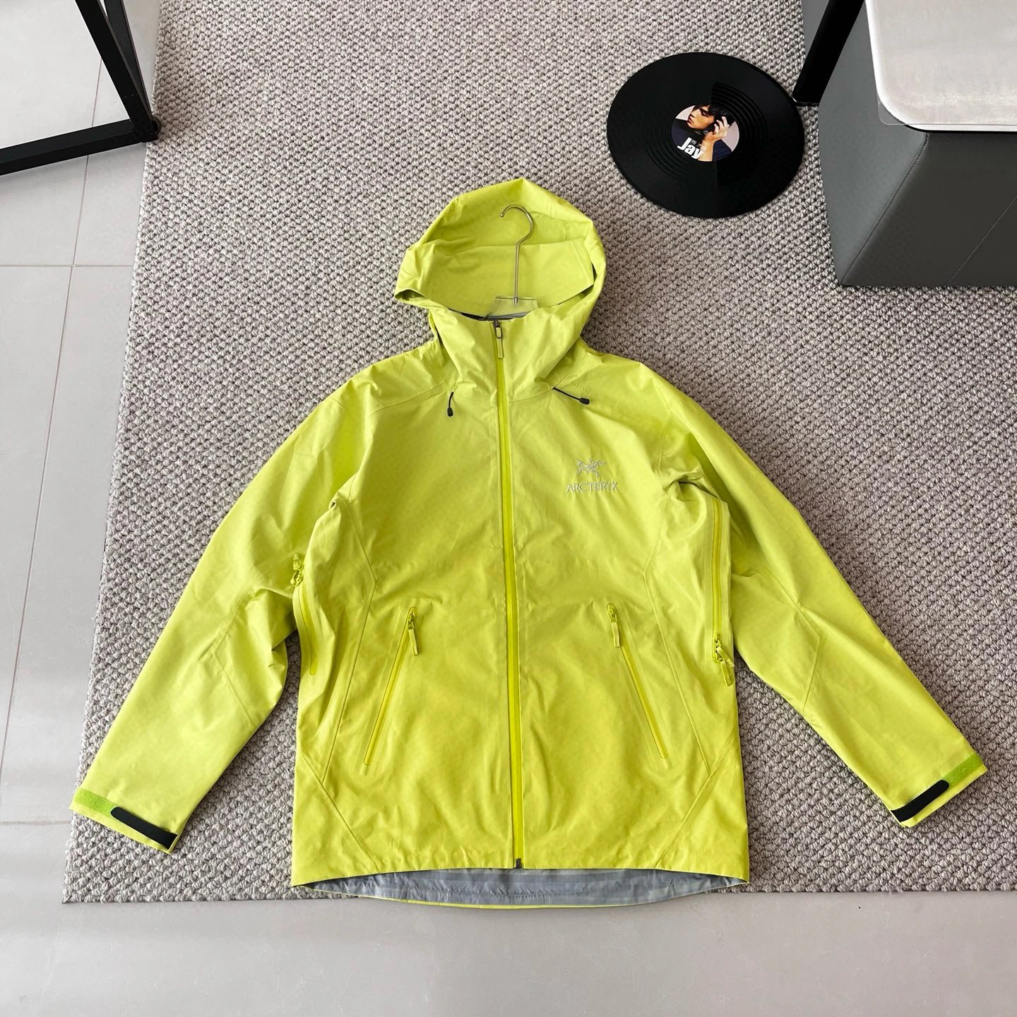 荧光绿fluorescent green