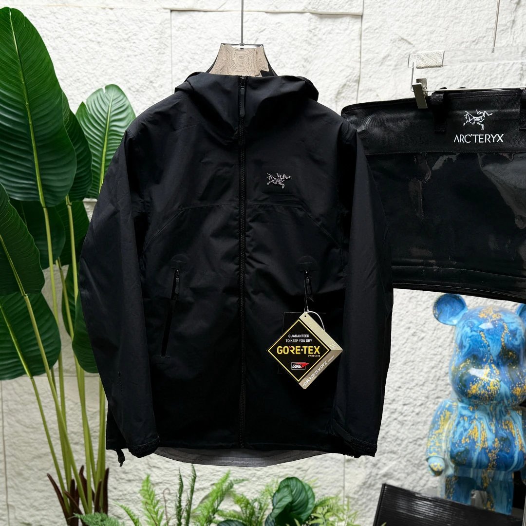 黑色 Black