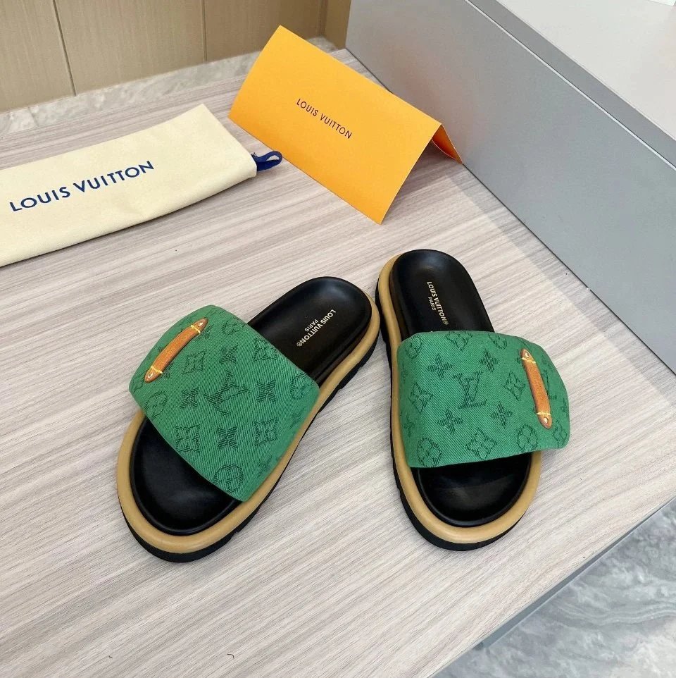 绿色