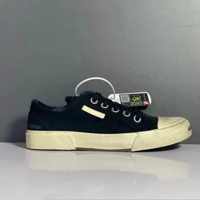 黑白低