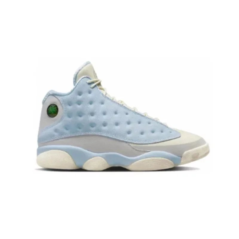 SoleFly DX5763-100