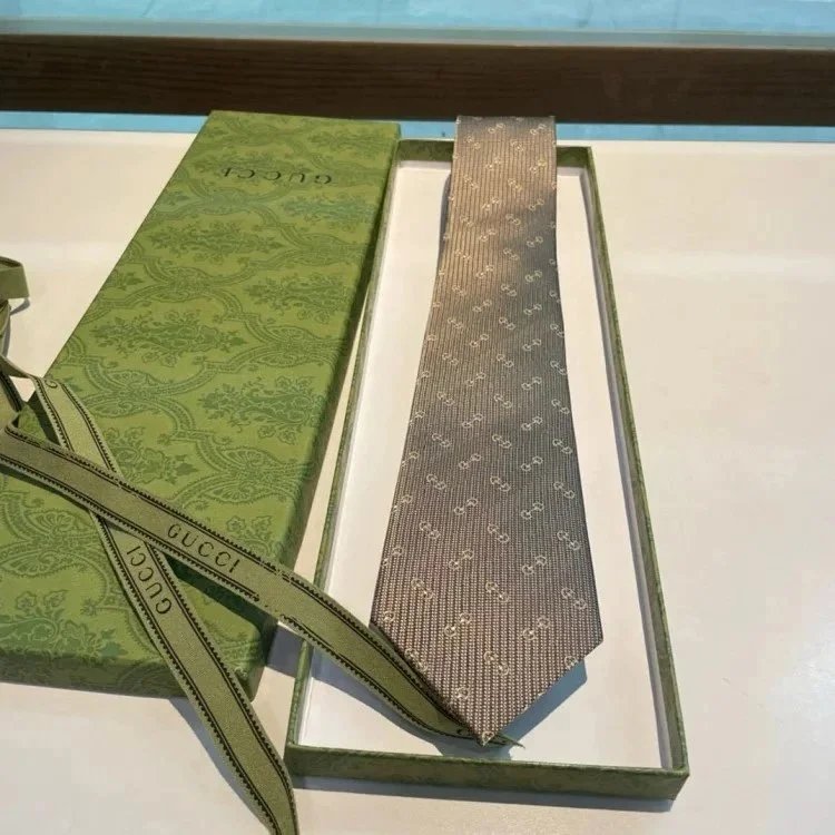 20GU*CCI