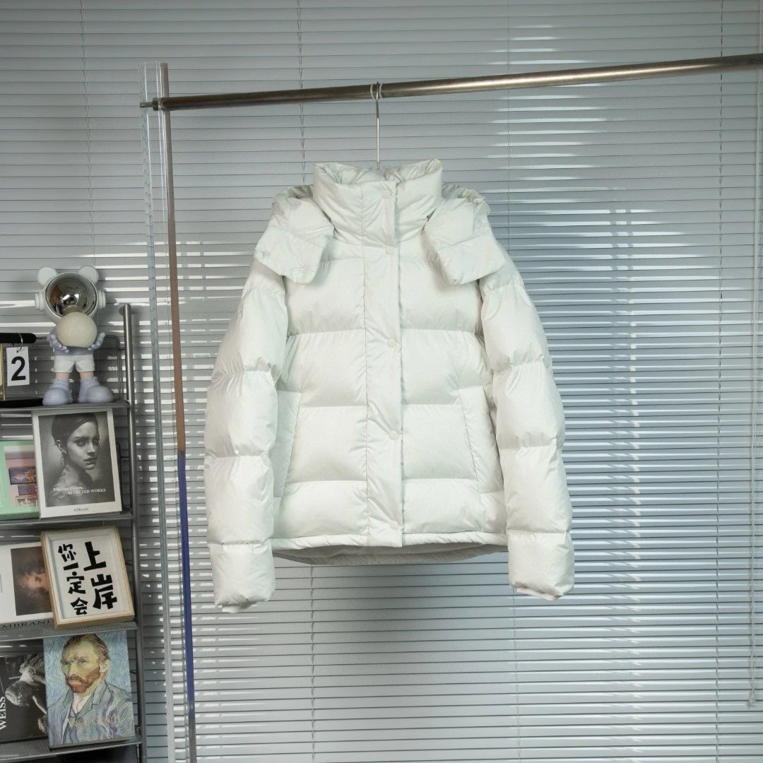 骨白色 Bone White