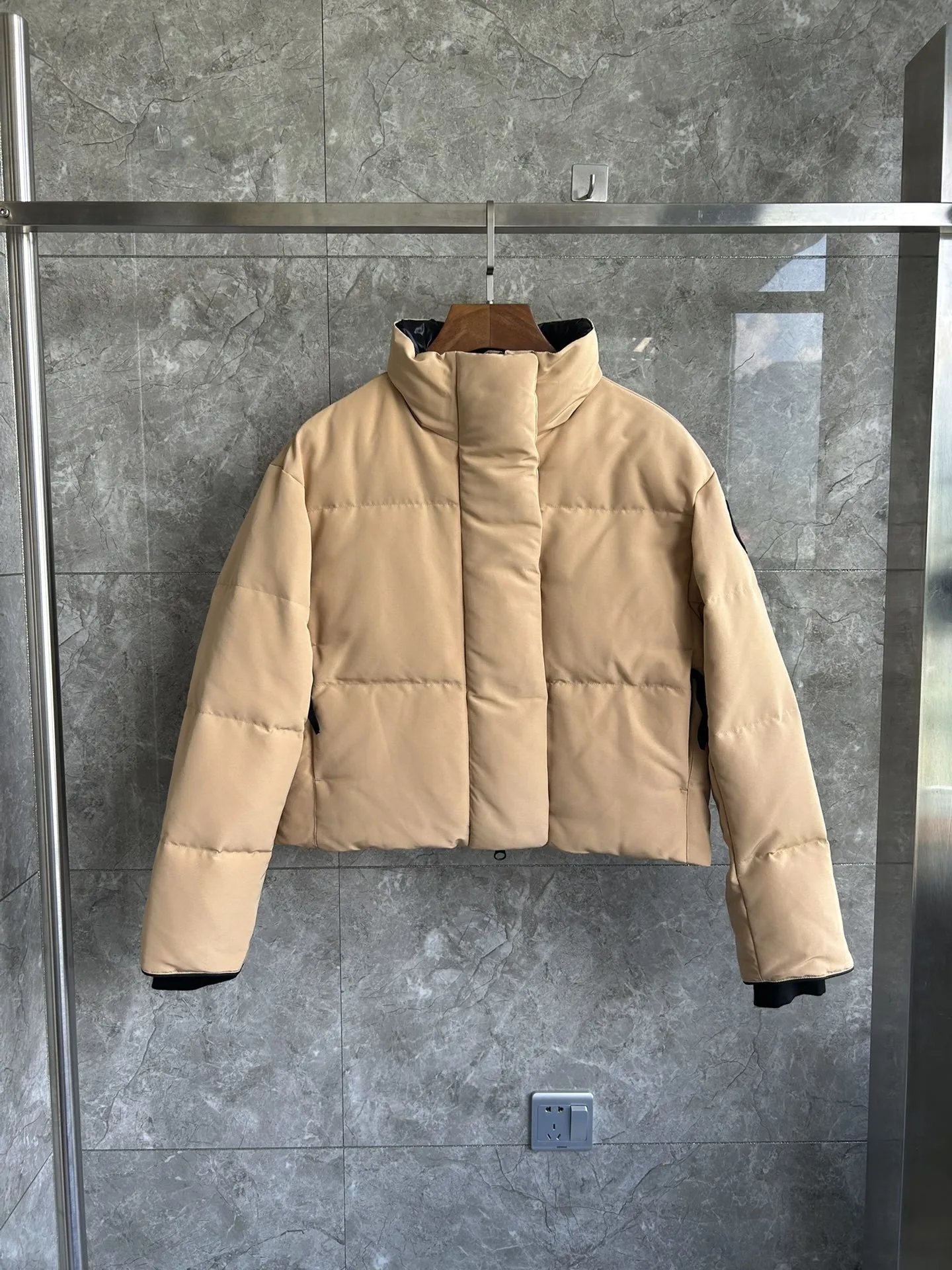 米黄色 Beige
