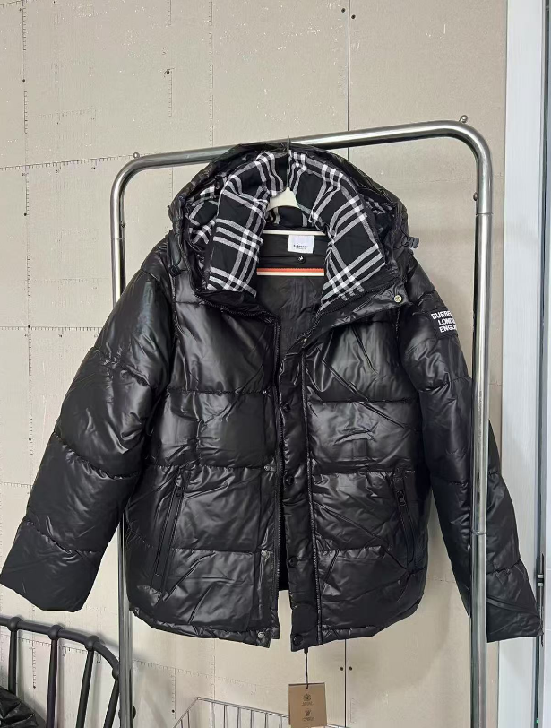Burberry 黑小格