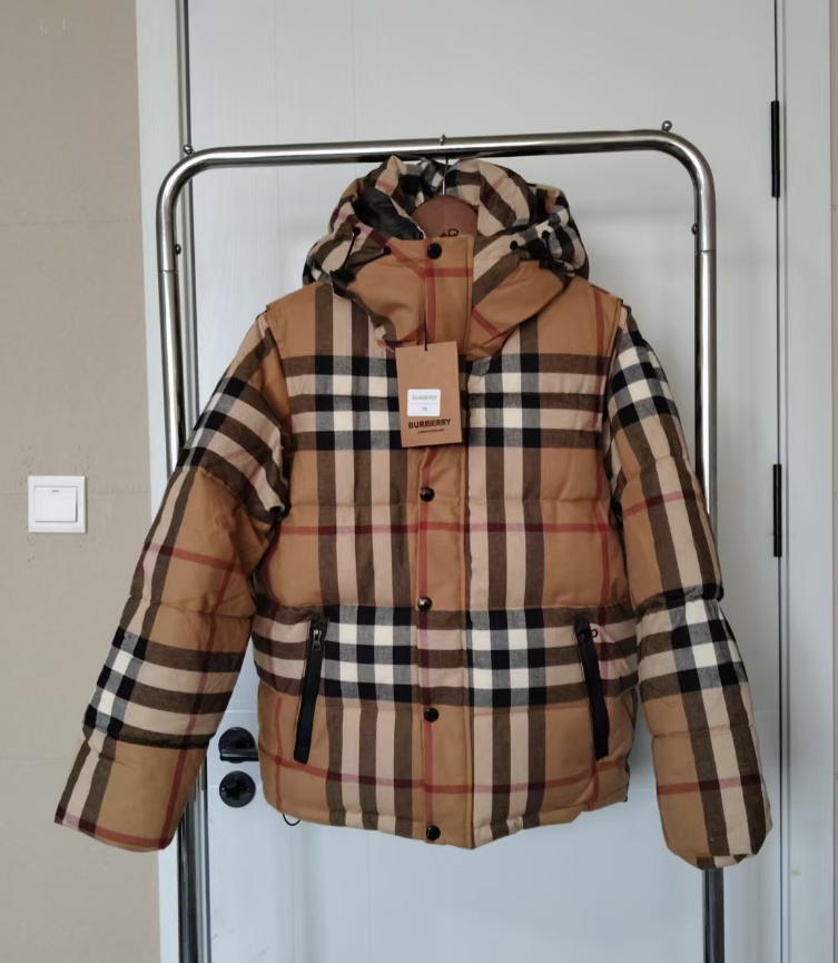 Burberry 格子