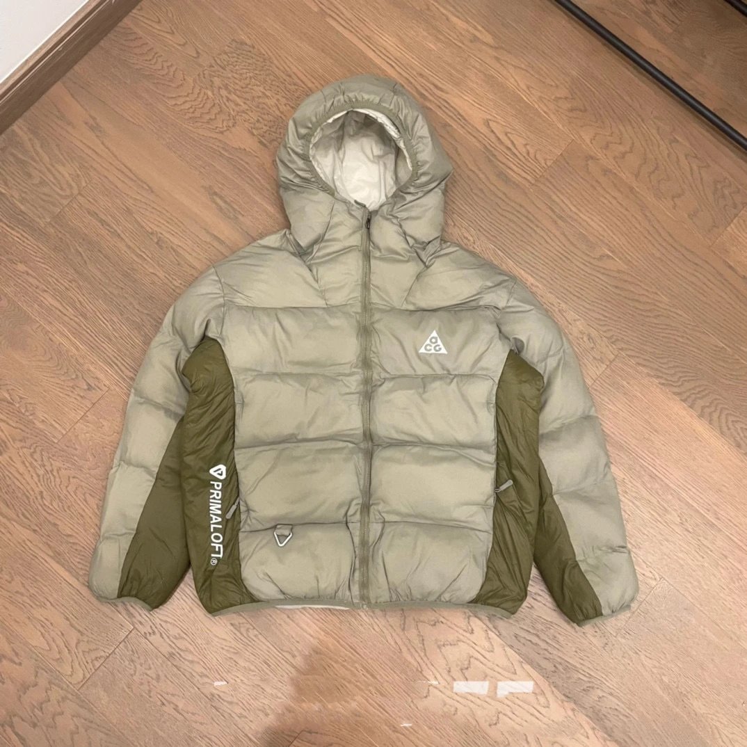 橄榄色 羽绒服