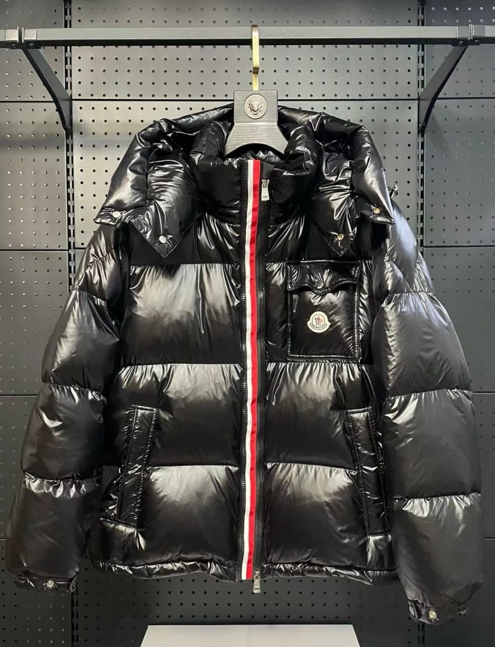 Moncler红色拉链