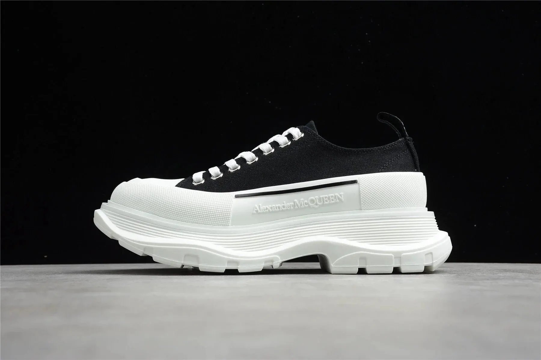 果冻白色