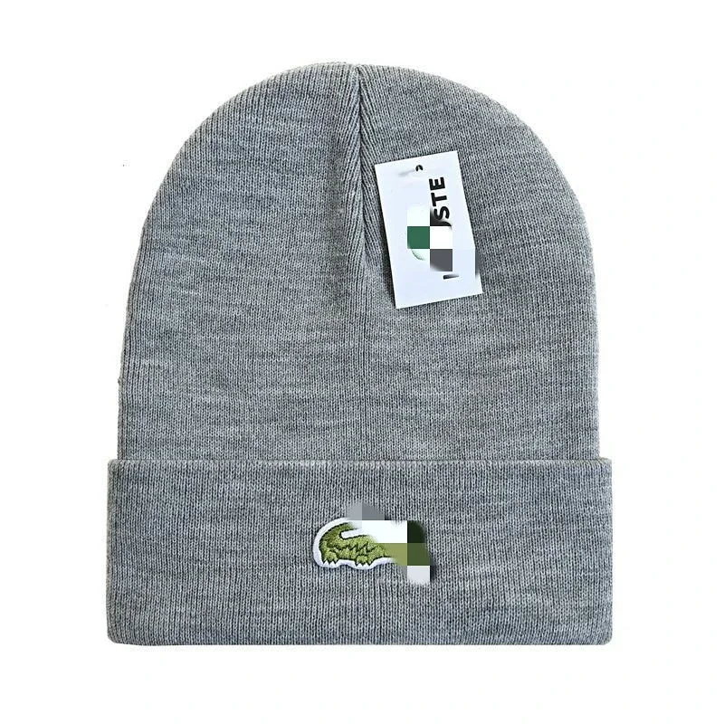 LACOSTE 浅灰色