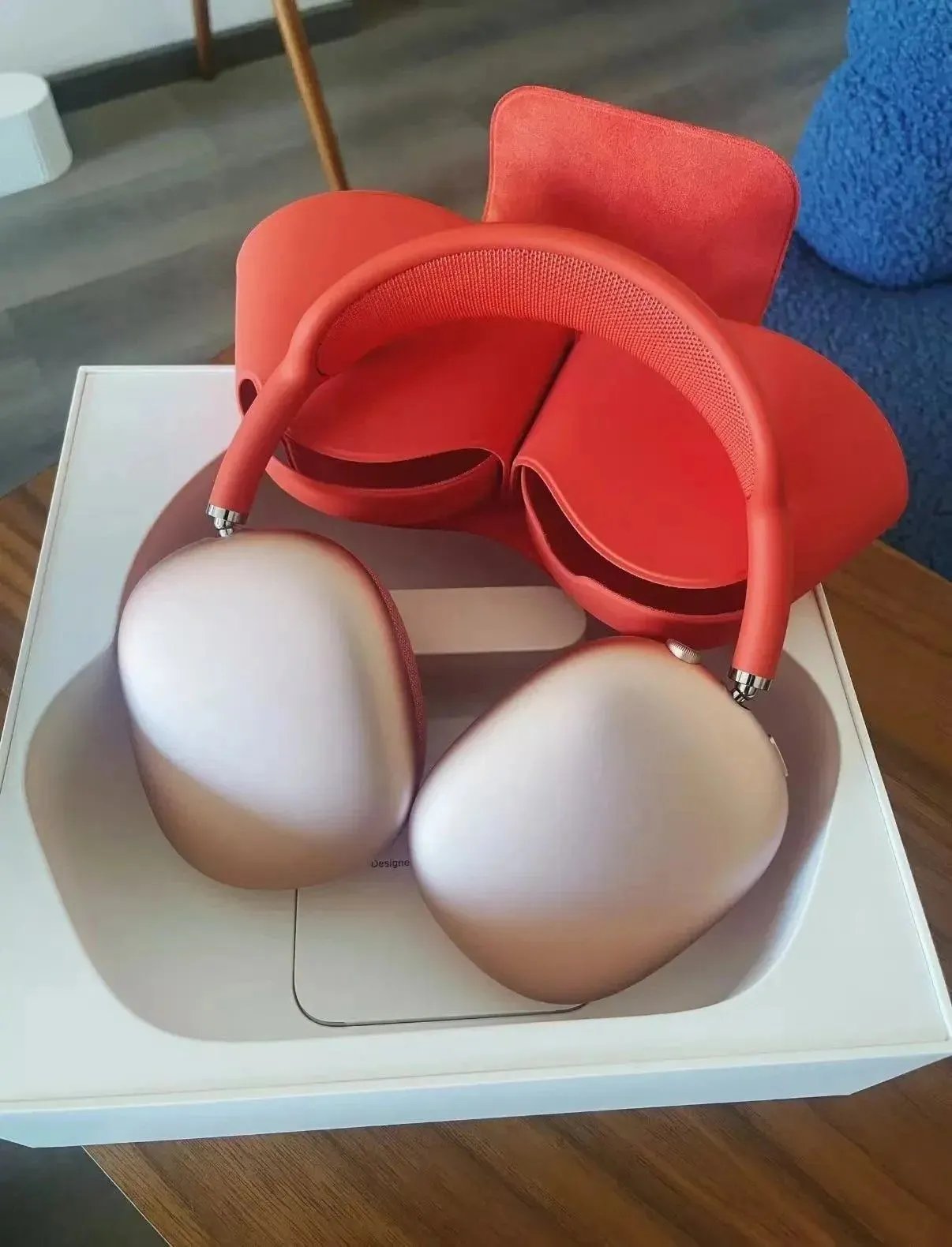 High quality 1；1 Red