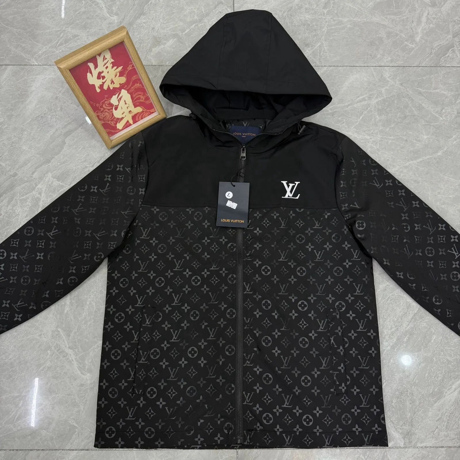 LV 22