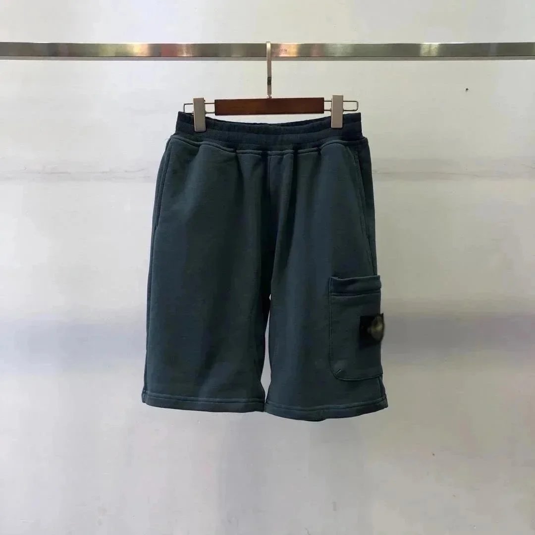 宝蓝色短裤