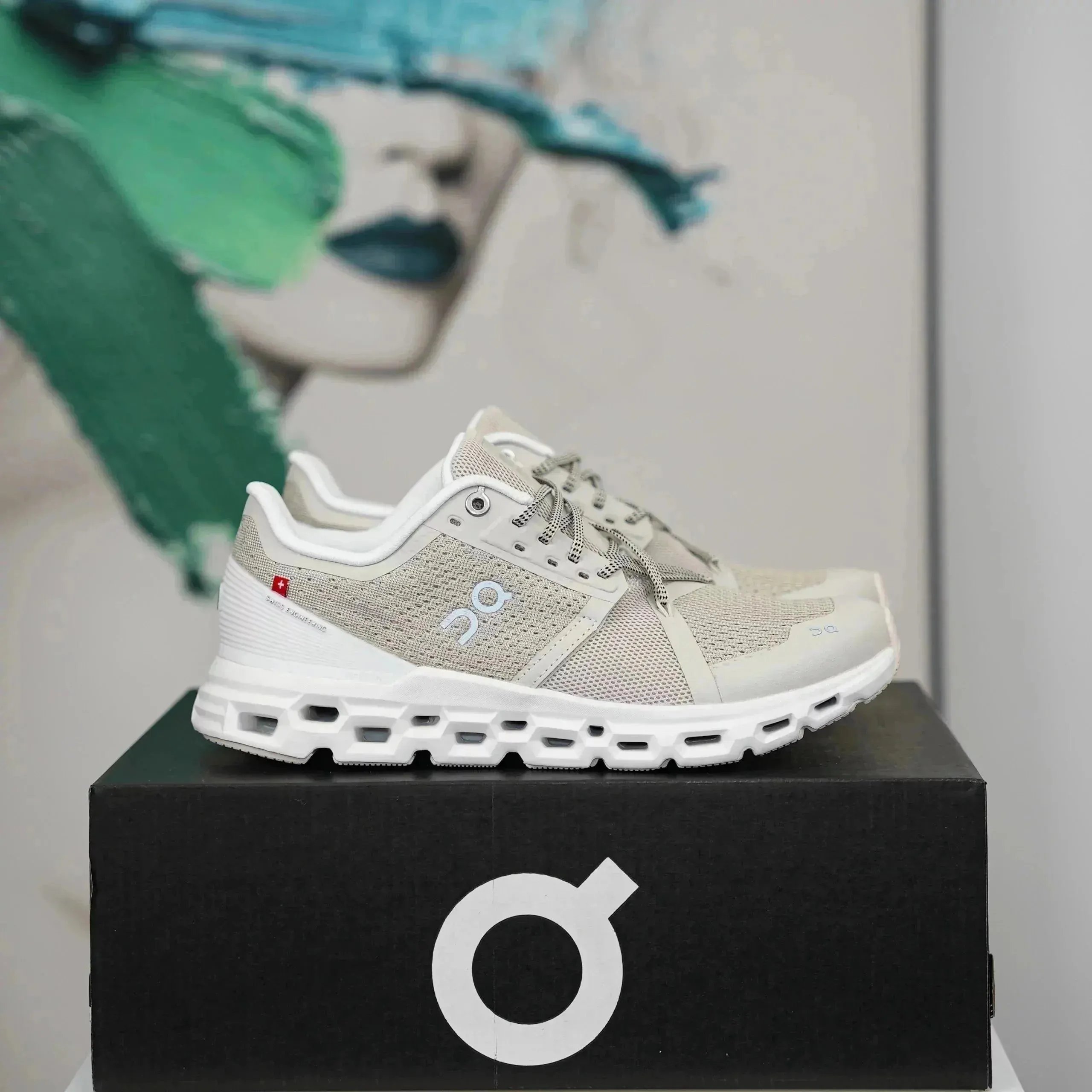 081167015