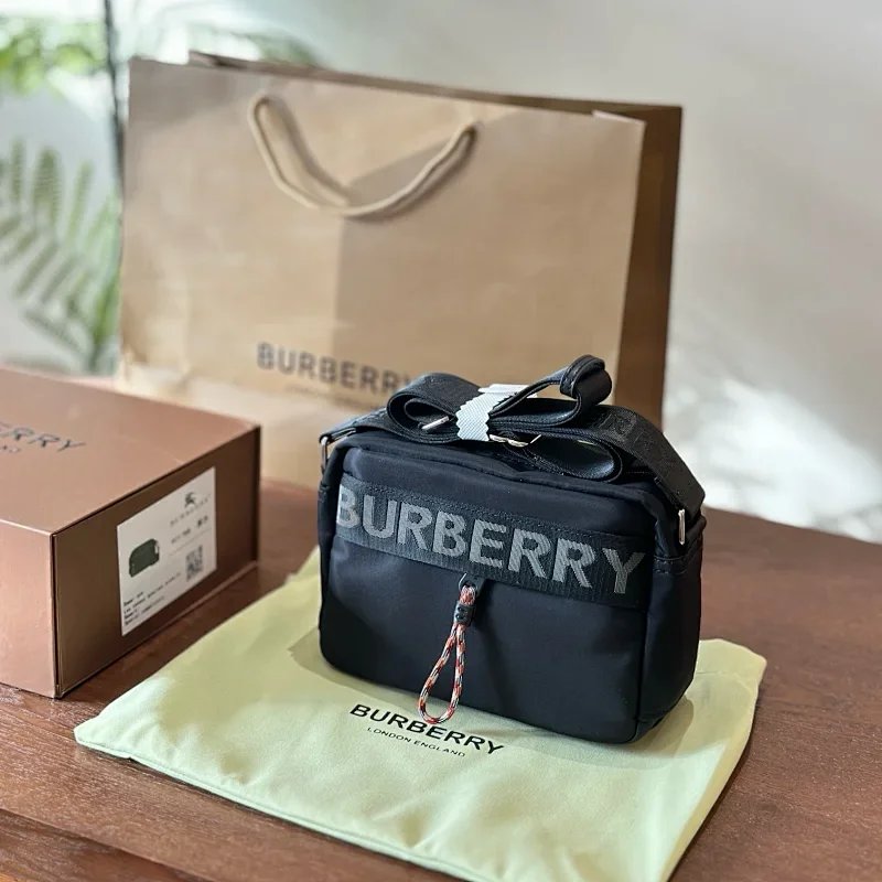 Burberry 8