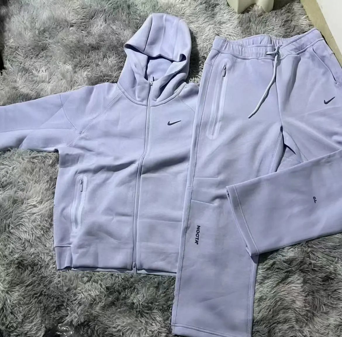 字母 紫色套装