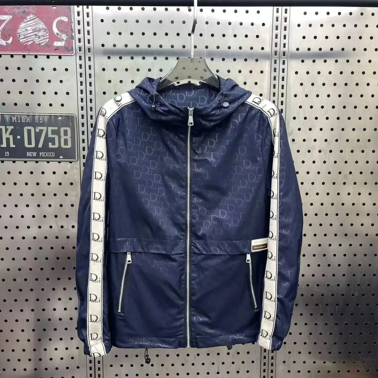DIOR29
