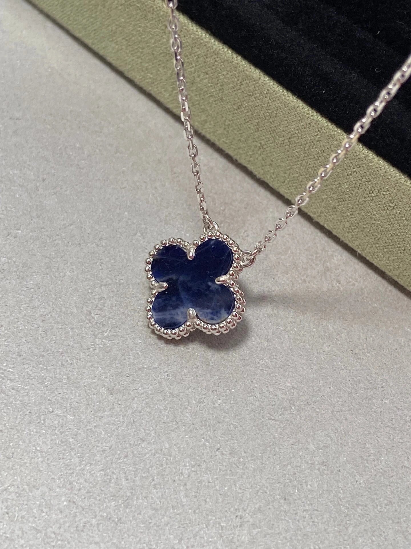 中号-白金彼得