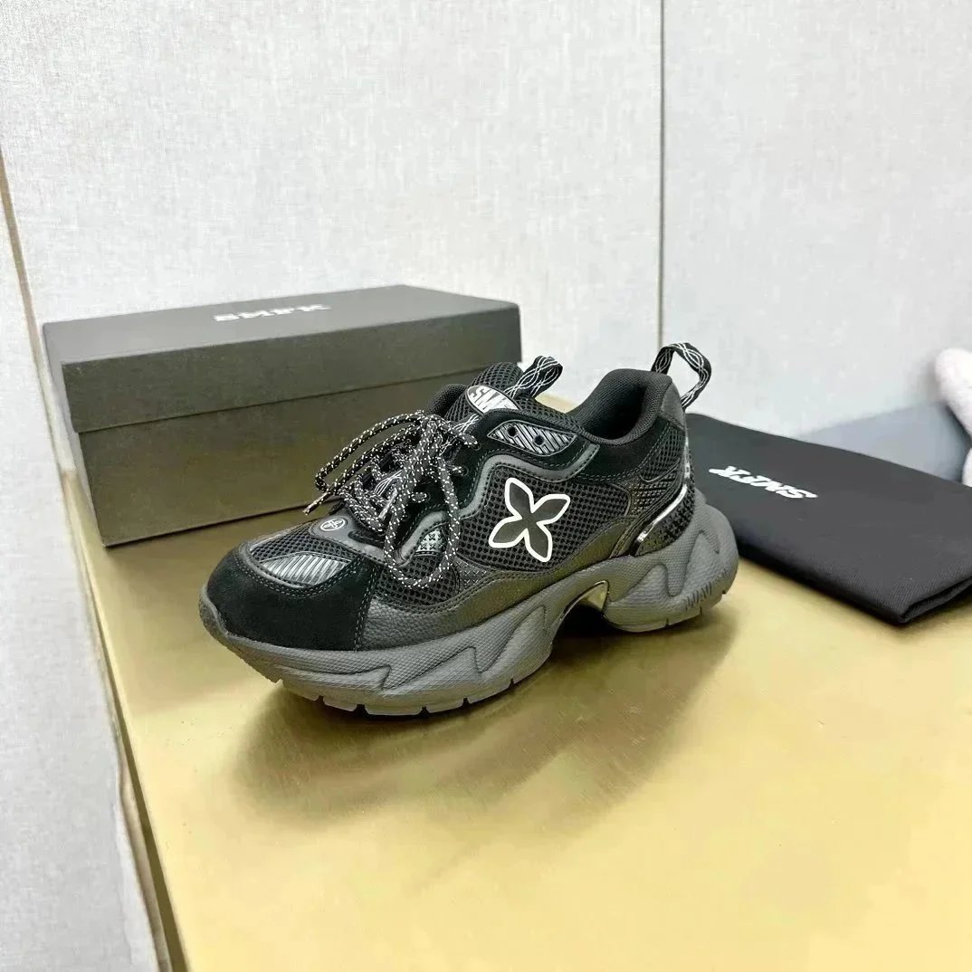 18黑色005