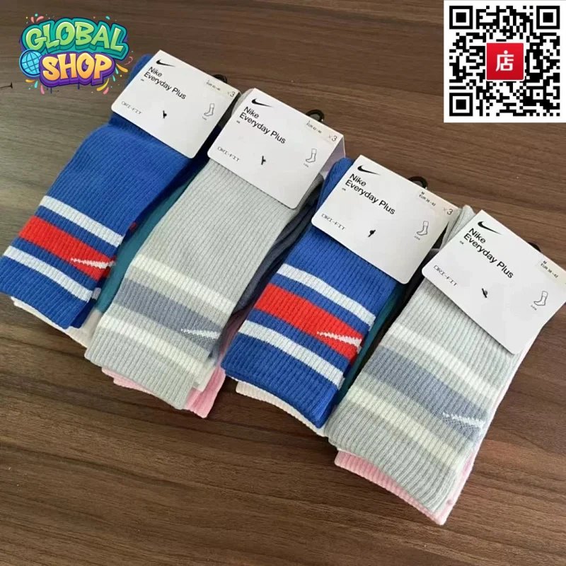 30(four pairs)